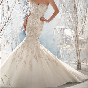 Mori Lee (Madeline Gardner) Wedding Dress